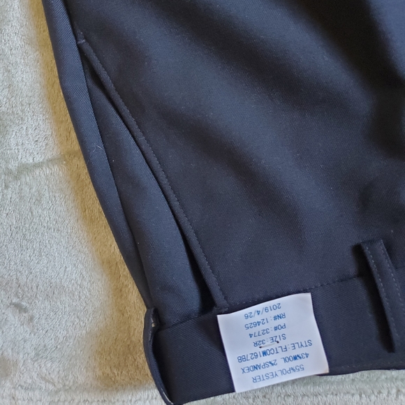MURPHY &HARTELIUS‎ Dress Pant. - Picture 14 of 14
